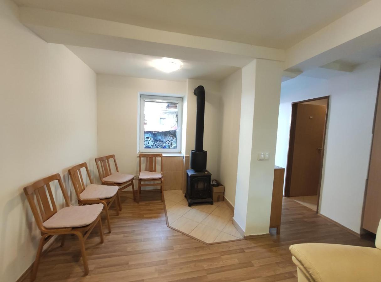 Apartman Hulin, Chrastany - Bily エクステリア 写真