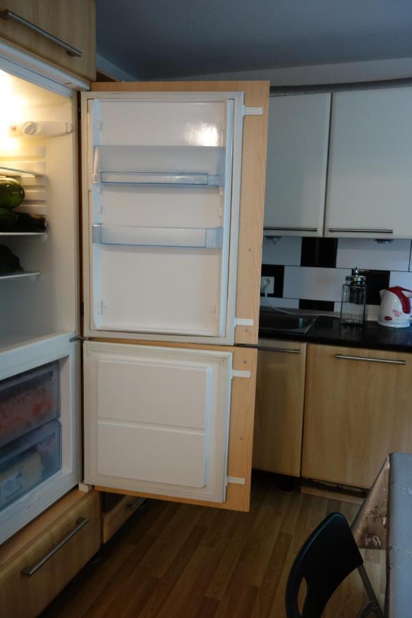 Apartman Hulin, Chrastany - Bily エクステリア 写真